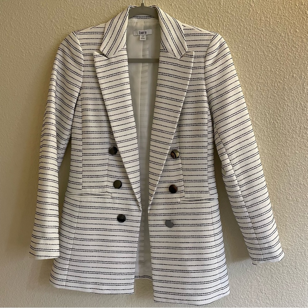 Bar III Blazer